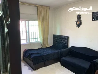  22 شقه استثمارية فارغه للبيع من المالك مباشرة