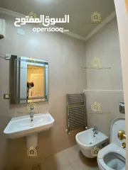  16 فيلا للايجار عبدون يوجد خيارات Villa for rent in    Abdoun, options available V78