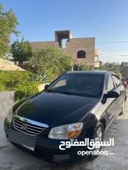 1 كيا سيراتو موديل 2007