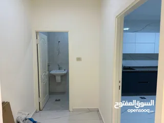  5 شقة فارغة - الجاردنز - 2نوم - قرب الخدمات - منطقة هادئة ومميزة