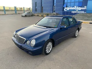  30 مرسيدس ام عيون E200 موديل 2002