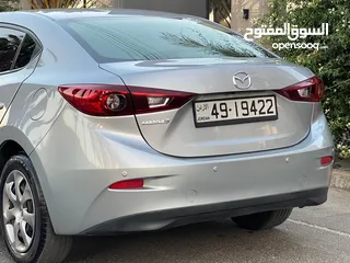  2 مازدا زوم 3 -  2019  بسعر 11600 دينار  كاش لون سلفر    لم تعمل سياحي او تطبيقات نهائي