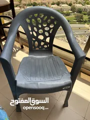  4 4 Plastic Chairs