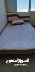  1 سرير للبيع