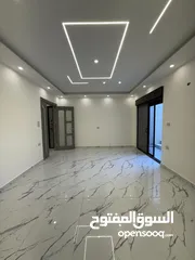  4 شقة شبه ارضي مع ترسات سوبر ديلوكس باجمل مناطق الجبيهة