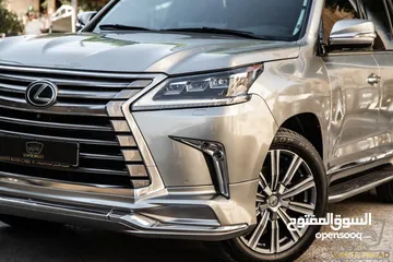  5 Lexus Lx570s 2017   السيارة بحالة الوكالة و قطعت مسافة 103,000 كم