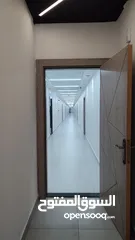  6 أكاديمية للبيع