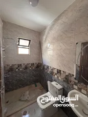 4 شقة جديدة للإيجار ساكن اول بناء جديد-الزرقاء -حي الامير شاكر- شارع -عقربا - خلف صالة قصر بلاد الشام