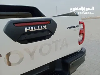  13 Toyota Hilux Adventure SR5 V6 4.0 L Full Option Model 2022