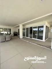  14 فیلا فخمة للبیع منطقة راقیة /Luxurious villa for sale in an upscale area /