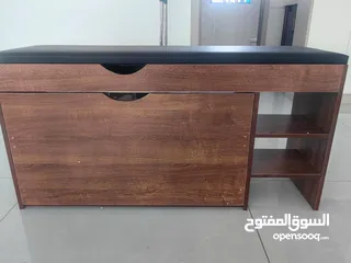  1 خزانه احذية