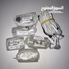  3 مجموعه شواحن وسماعات اصليه