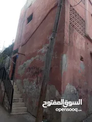  3 بيت للبيع من طابقين