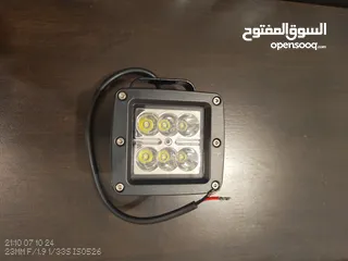  2 كشافات Led