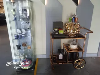  4 مقهى ومطعم في مدينة أبوظبي يعمل وبدخل ممتاز للبيع