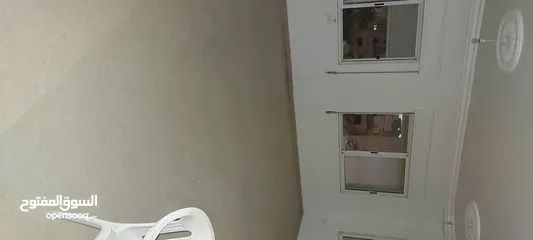  13 شقة سوبر ديلوكس للإيجار من المالك مباشرة بالزرقاء البتراوي بسعر مغري طابق اول مساحة 160 متر مربع
