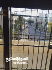  3 شقة راقية طابق أول 212م في أرقى مناطق عبدون/ ref 2000