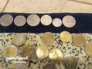  11 Antique value  in good conditi and rare