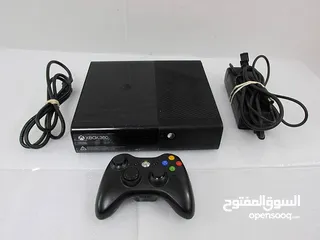  1 Xbox 360 E (اخر اصدار من Xbox 360)