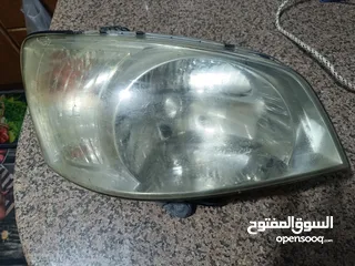  29 اضويه اثنين واحد تويوتا وواحد هونداي ومسجلات اثنين واحد منهم مع فريم للبيع بسعر مغري جداً