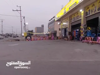  3 محل اطارات وزيوت وكھربا للبيع طريق اربد الحصن مقابل صالة شمس الاصيل قرب مطعم الطيارة حي الراهبات ...
