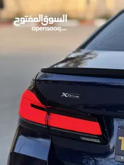  11 BMW 530e M Package 2021