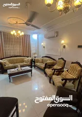  8 طقم كنب مستعمل للبيع 9 قطع في اربد