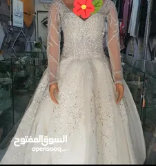  3 فستان زفاف جديد عرررررطه رااقي جدا وارد دبي بسعر130الف ريال يمني