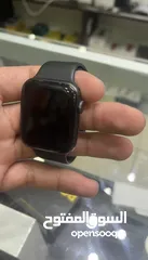  1 Apple watch SE 44m