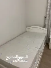  2 سرير مع الماترس