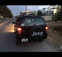  2 جيب ليبيرتي 2002  امريكي2WD  فحص كاش و قابل اقساط او البدل