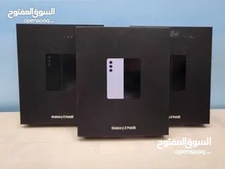  3 SAMSUNG Z FOLD 5 الجديد بكفالة الوكيل الرسمي في الاردن