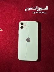  4 iPhone  11