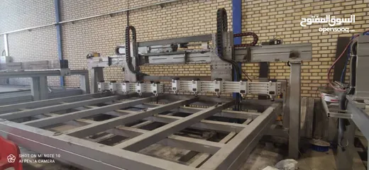  2 Manufacturing wood and stone CNC machines in different dimensions, simple and tool-changing