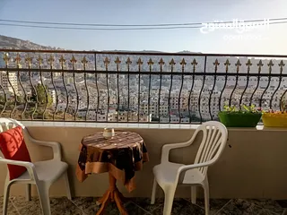  4 شقة مفروشة للايجار مع مكيف اطلالة رااائعة على نابلس