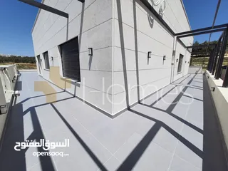  10 روف طابقي باطلالة عالية للبيع في طريق المطار بمساحة بناء اجمالية 391م