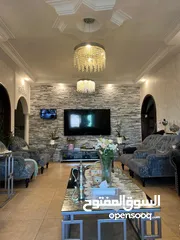  22 فيلا فخمه للبيع من المالك مباشرة منطقة دابوق  سكن أ خاص. على تله عاليه بمواصفات عالية الجودة