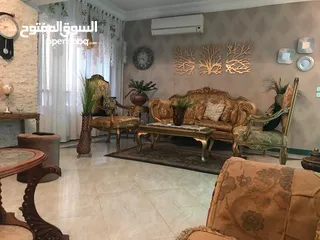  13 شقه مفروشه للايجار حي السفارات المنطقه الحره