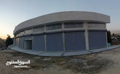  3 محلات عيادات مخازن صالون حلاقة تسوية للايجار
