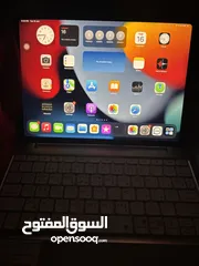  6 I pad Air (4th generation ) 64 GB 200rial