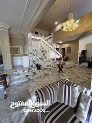  7 فيلا بموقع حيوي ومميز بالصويفية - الرقم المرجعي 13992