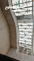  13 شقه  للبيع