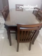  6 طاوله سفره وبوفي استعمال عرسان شبه جديد