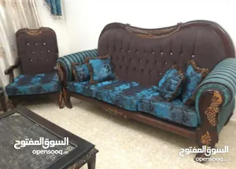  3 كنبايه عدد 7 نظيف جدا