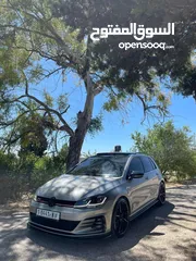  2 Golf gti mk7.5 للبيع كاش