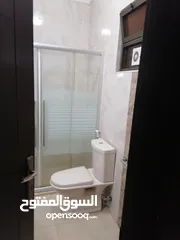  11 شقه للبيع ديلوكس في ضاحية الرشيد مقابل الكلية العلميه الإسلامية