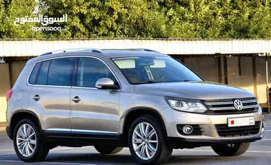  12 VOLKSWAGEN TIGUAN 2012, FULL OPTION WITH PANORAMIC SUNROOF FOR SALE