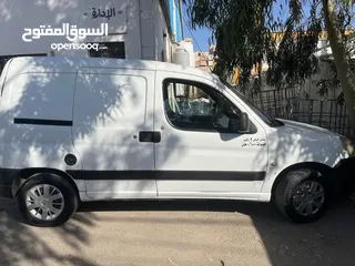  2 بيجو بارتنر 2011 / بحالة ممتازة / محرك /جير / بودي  بحالة ممتازة للمراجعة والاستفسار