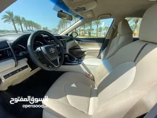  4 Toyota Camry LE 2019 (White)