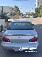  5 افانتي نيو موديل 2000 لون رمادي